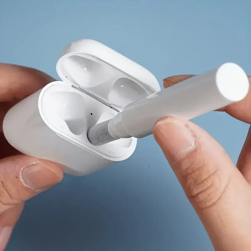 3-ühes kõrvaklappide puhastuskomplekt