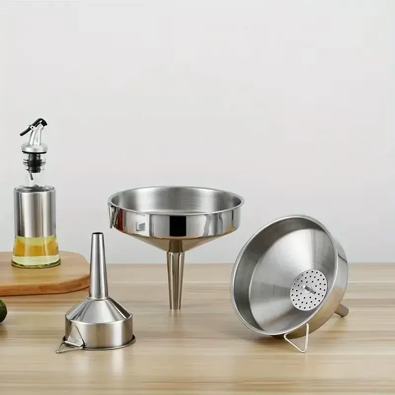 Roostevabast terasest köögilehter